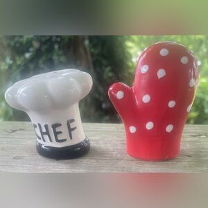 Chef Hat and Red Polka Dot Oven Mitt Salt and Pepper Shakers